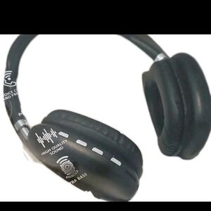 Headphone Music Blast Isolate Max Base   Normcor Cottagecor Boho Barbie Soho (T)